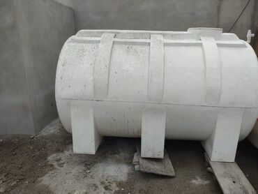 куплю чугунную ванну бу: Bak, Plastik, 300 l l, İşlənmiş