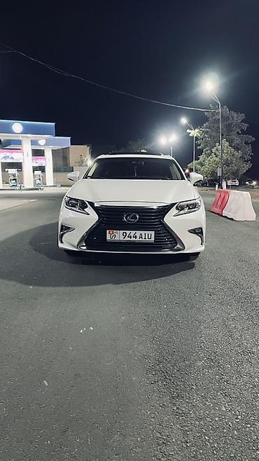 парктронник: Lexus ES: 2017 г., 2.5 л, Вариатор, Гибрид, Седан — 2