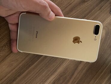Apple iPhone: IPhone 7 Plus, 32 GB, Matte Gold, Barmaq izi