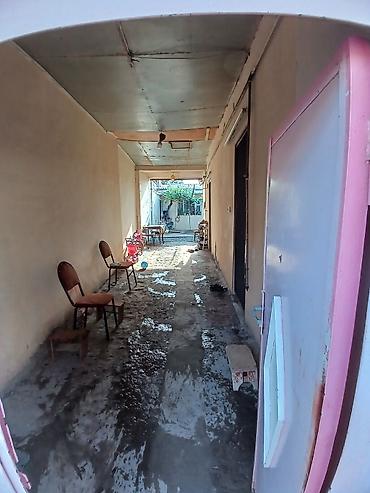 mansard tipli evler: Krasniseloda yerləşir 9 saylı poçtdan sağa qarabağ küçəsi ev 62 ev 3 — 2
