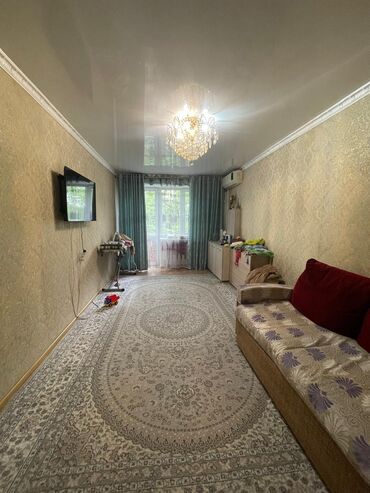 киевская 49: 2 комнаты, 49 м², Индивидуалка, 4 этаж, Косметический ремонт