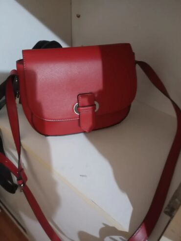 Torbe: Rasprodaja torbi sve po 300 — 12