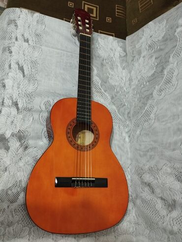 Klassik gitaralar: Klassik gitara — 6