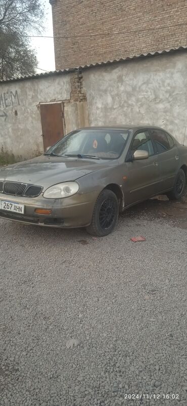 Daewoo: Daewoo Leganza: 1998 г., 2 л, Механика, Газ, Седан