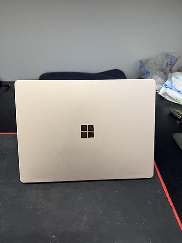 Ноутбуки Microsoft: Microsoft Surface Laptop (цвет Sandstone) - Экран 12.4", тонкие — 1