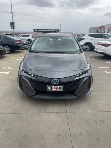 prius: Toyota Prius: 2019 г., 1.8 л, Автомат, Электромобиль, Хэтчбэк