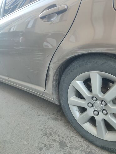 Toyota: Toyota Avensis: 2003 г., 2 л, Автомат, Бензин, Седан — 10