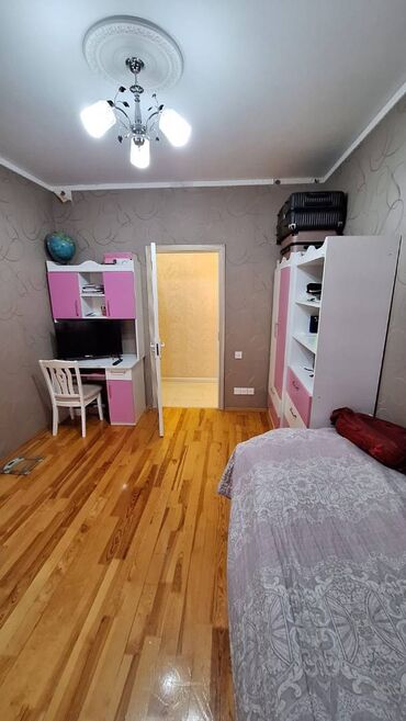 Köhnə tikili: Bakı, Bakıxanov qəs., 4 otaqlı, Köhnə tikili, m. Neftçilər, 130 kv. m — 5