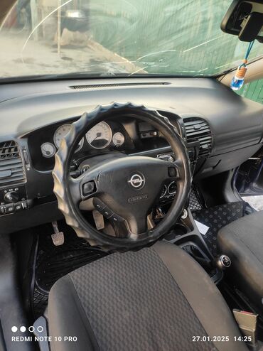 боксы на крышу авто: Opel Zafira: 2003 г., 1.6 л, Механика, Бензин, Вэн/Минивэн