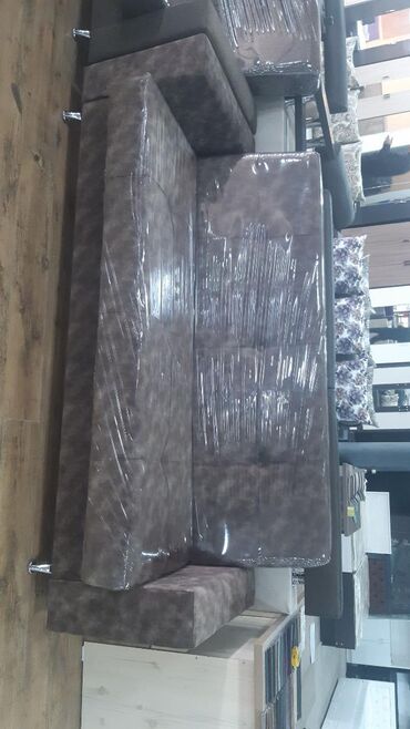 Мебель на заказ: Шкаф Кухня Диван Кровать Прихошка Стол Камот Спальный гарнитур — 12