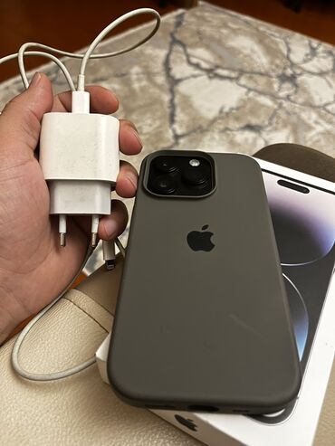 Apple iPhone: IPhone 14 Pro, 128 GB, Qara, Face ID — 3