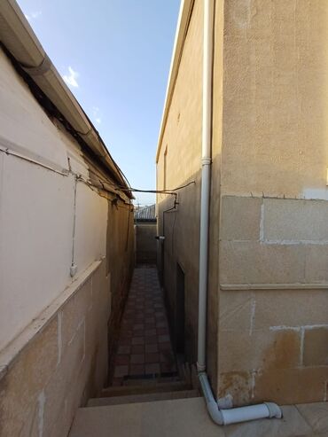 Həyət evləri və villaların satışı: Binəqədi qəs. 4 otaqlı, 110 kv. m, Yeni təmirli — 13