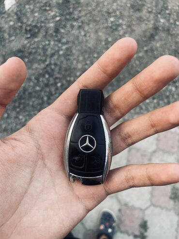 сигнализация и центральный замок: Ключ Mercedes-Benz