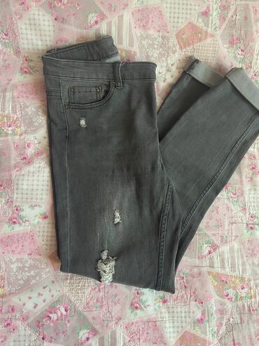 серые джинсы: Прямые