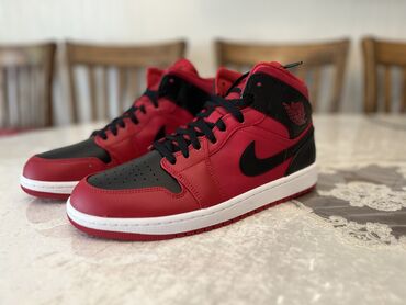 Кроссовки и спортивная обувь: Air Jordan мужские. Оригинал 100% Размер US10, EUR 44, 28 cm Цена