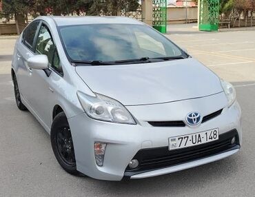 Toyota: Toyota Prius: 1.5 l | 2016 il Hetçbek