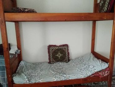 мебель деревянная: Двухъярусная Кровать, Б/у