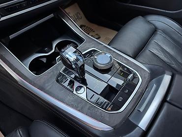 чехол на 7: BMW X7: 2019 г., 3 л, Типтроник, Бензин, Кроссовер — 9