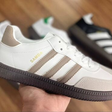 air force 1 buzz: Adidas Samba patike

Novo
Brojevi 36 do 41