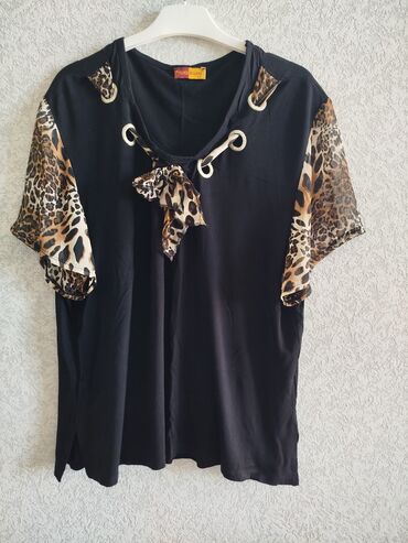 штапель кофта: Brend xanım koftası. XL, XXL razmerlərə gedir. 42, 44 razmer