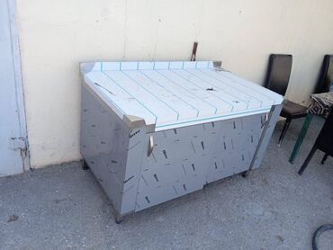 Digər restoran, kafe avadanlığı: Nerjaveyka masaların və hər növ restoran avadanlıqlarının — 2