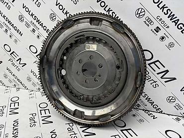 ponuda za prevoz robe: ZAMAJAC ZA VOLKSWAGEN POLO, TARO, T-ROC . - 03F 105 266 C | — 3