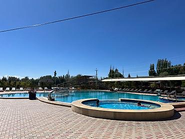 Иссык-Куль 2026: Коттедж, коттедж 84 ЦО Радуга West, Кош-Кол, Детская площадка, Парковка, стоянка, Охраняемая территория — 18