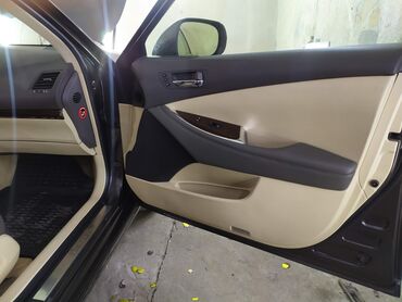 СТО, ремонт транспорта: Ремонт деталей автомобиля, Промывка, чистка систем автомобиля, Перетяжка салона, без выезда — 12