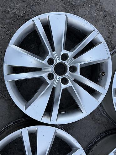 2 gr: Литые Диски R 18 Mercedes-Benz, Комплект, отверстий - 5, Б/у — 5