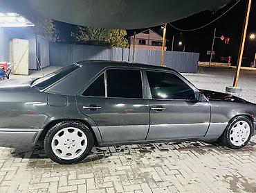 а 190: Mercedes-Benz W124: 1994 г., 2.8 л, Механика, Бензин, Седан — 8