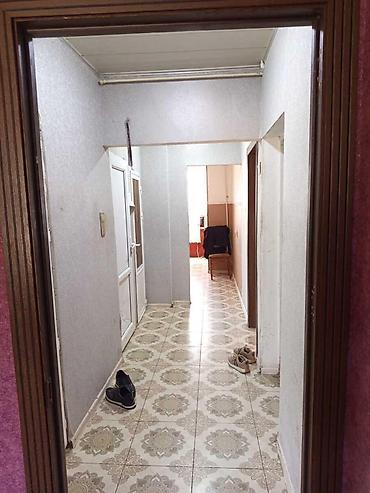 kohnə binalar: Bakı, 8-ci kilometr, 2 otaqlı, Köhnə tikili, m. Qara Qarayev, 65 kv. m — 9