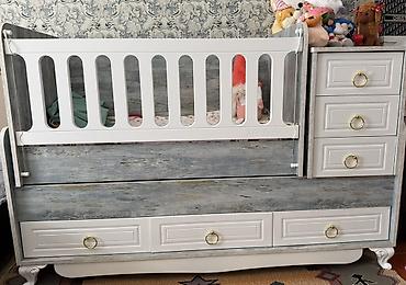 beşiklər: Oğlan və qız üçün, İşlənmiş, Dördbucaq, Beşik, Dəst ilə, Matras ilə, Yellənmə mexanizmi ilə — 2