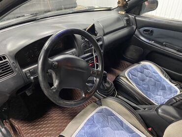 Mazda: Mazda 323: 1997 г., Механика, Бензин, Седан — 8