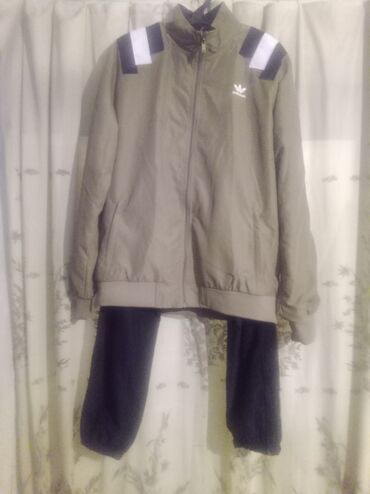 спортивное оборудование: Мужской спортивный костюм, 3XL, Adidas, Б/у, Самовывоз at lalafo.kg спортивное оборудование: Мужской спортивный костюм, 3XL, Adidas, Б/у, Самовывоз