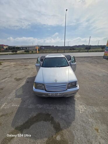 mercedes vario: Mercedes-Benz C 180: 1.8 l | 1998 il Sedan