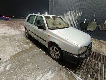 Volkswagen: Volkswagen Golf: 1992 г., 1.8 л, Механика, Бензин, Хэтчбэк