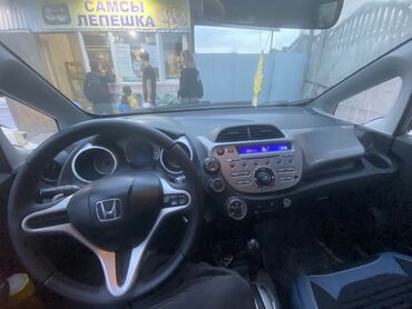 пороги хонда фит: Honda Fit/Jazz — салон и панель управления - Руль с эмблемой Honda