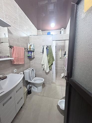 гостиница бишкек джал: 6 бөлмө, 220 м², 5 соток, Селекционное, Менчик ээси — 7