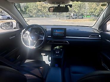 byd e2: BYD E3: 2021 г., Электромобиль, Седан — 9