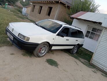 авариный машына: Volkswagen Passat: 1991 г., 1.8 л, Механика, Бензин, Универсал