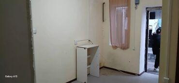 земельный участок первая линия: 50 кв. м, 2 бөлмө, Унаа токтотуучу жай, Забор, тосулган