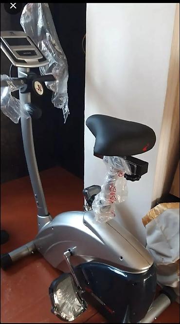 Stasionar velotrenajor - Şaquli tip (upright) velosiped trenajoru -