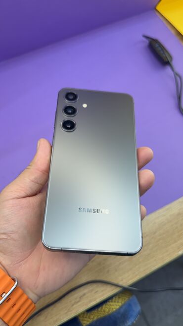 Samsung: Samsung Galaxy S24+, Б/у, 256 ГБ — 6