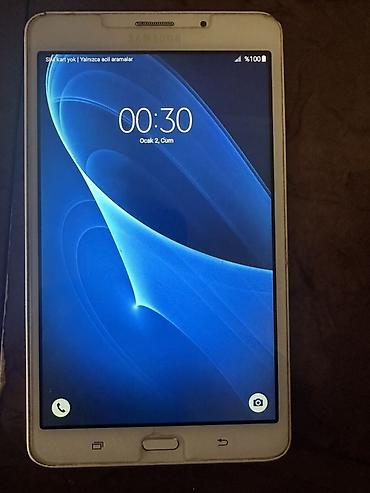 a 3: Samsung Galaxy Tab A (ağ rəng) - Ekran: 8.0" TFT, 1280x800 çözünürlük — 2