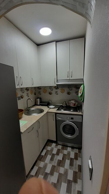 Həyət evləri və villaların satışı: 1 otaqlı, 38 kv. m, Yeni təmirli — 21