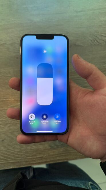 aple 13: IPhone 13 Pro, 128 GB, Alpine Green, Barmaq izi, Face ID