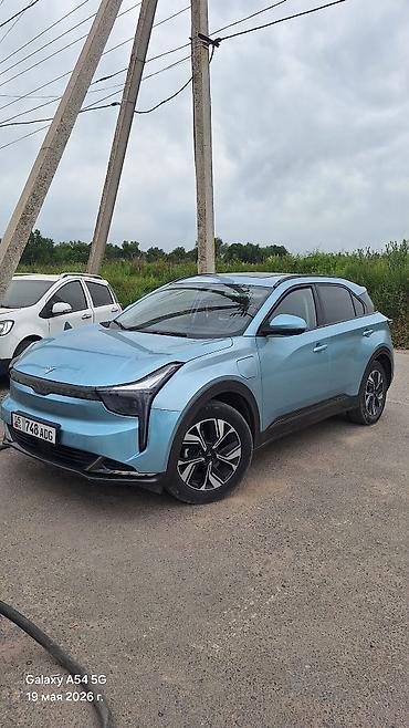 самый дешевый электромобиль купить: Hozon Neta U: 2022 г., 5.5 л, Автомат, Электромобиль, Кроссовер — 1