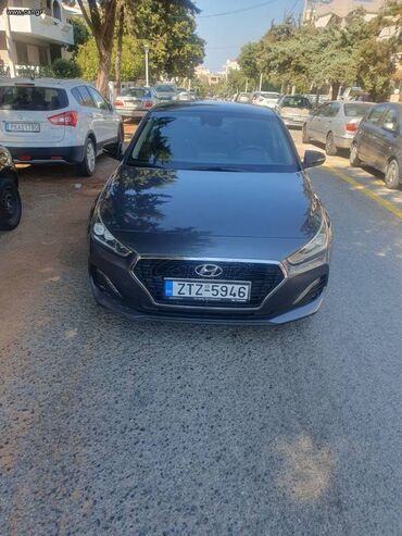 Hyundai: Hyundai i30: 1.6 l | 2018 year Limousine