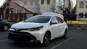 Toyota: Toyota Corolla: 2021 г., 1.8 л, Робот, Электромобиль, Седан