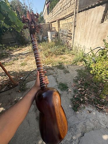 tar: Tar – milli simli musiqi aləti - Korpus: iki hissəli armud formalı — 10